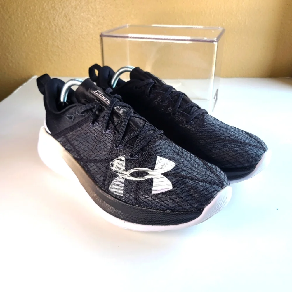 Under Armour Velociti Elite 2 Running Black Carbon Plated Racing Men size 11.5